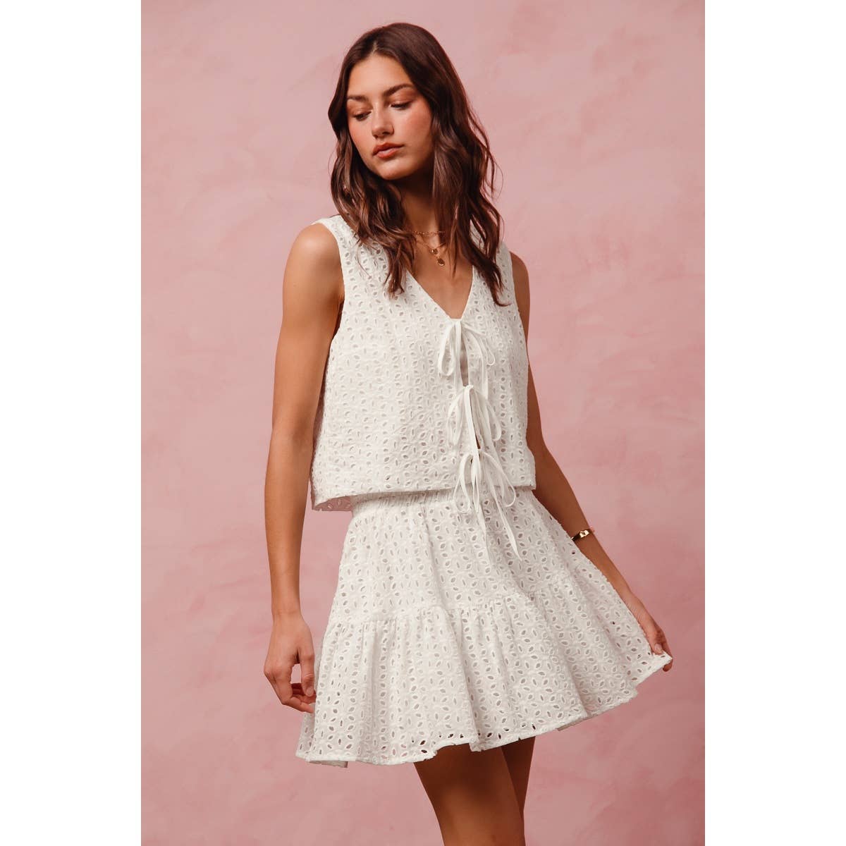 FLORA EYELET LACE TIE VEST TOP AND MINI SKIRT SET: OFF WHITE / S