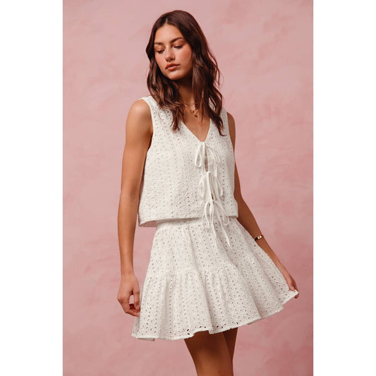FLORA EYELET LACE TIE VEST TOP AND MINI SKIRT SET: OFF WHITE / S