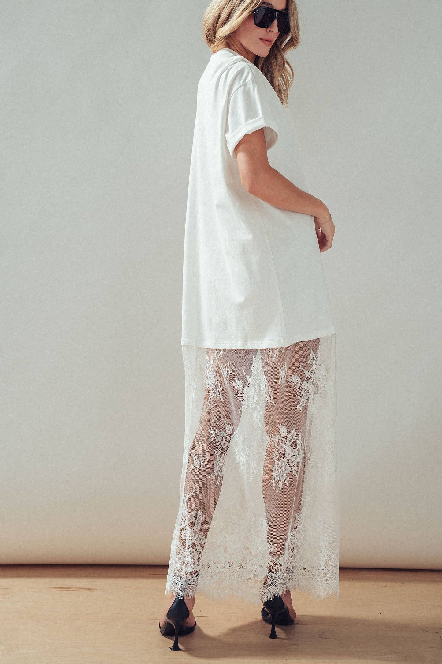 Hannah T-Shirt Dress with Sheer Lace Skirt: White / S-M-L:2-2-2