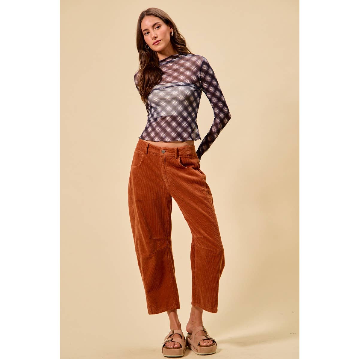 MID RISE CORDUROY BARREL PANTS: BLACK / M