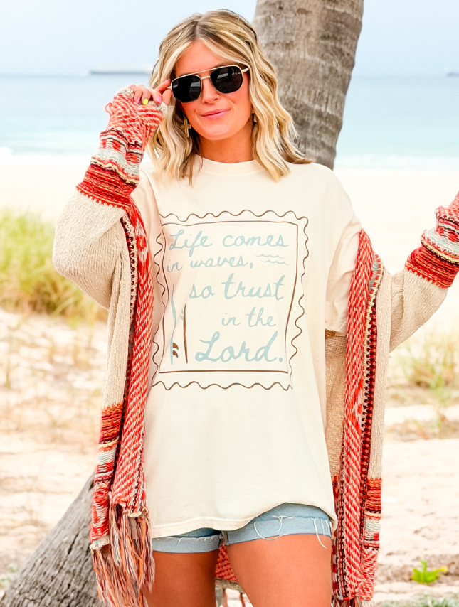 Life Comes In Waves Tee: Ivory / L