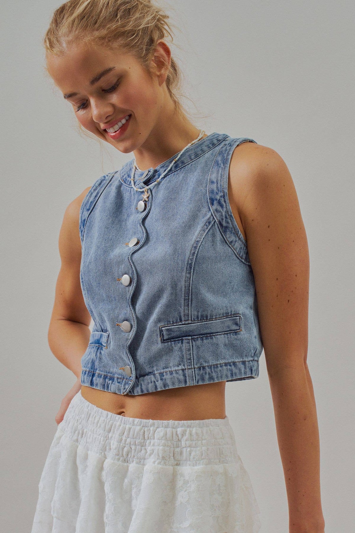 Cropped Vintage Wash Denim Vest with Scalloped Buttons: Denim / S-M-L:2-2-2