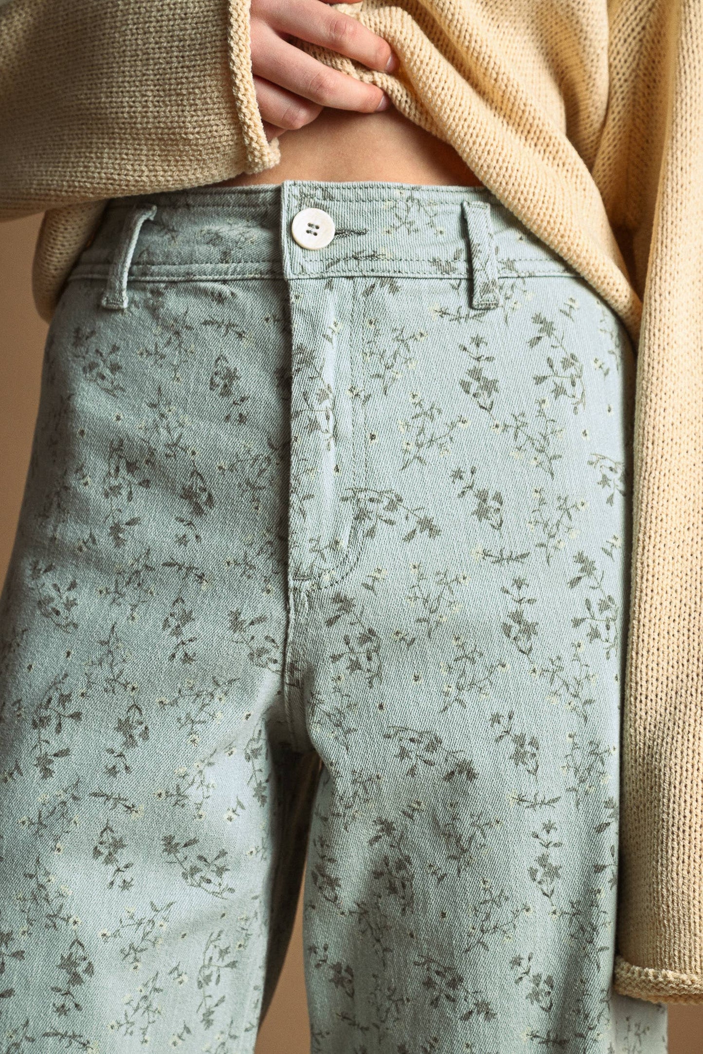 Santorini FLORAL PRINT STRETCHED PANTS: BLUE HAZE / L