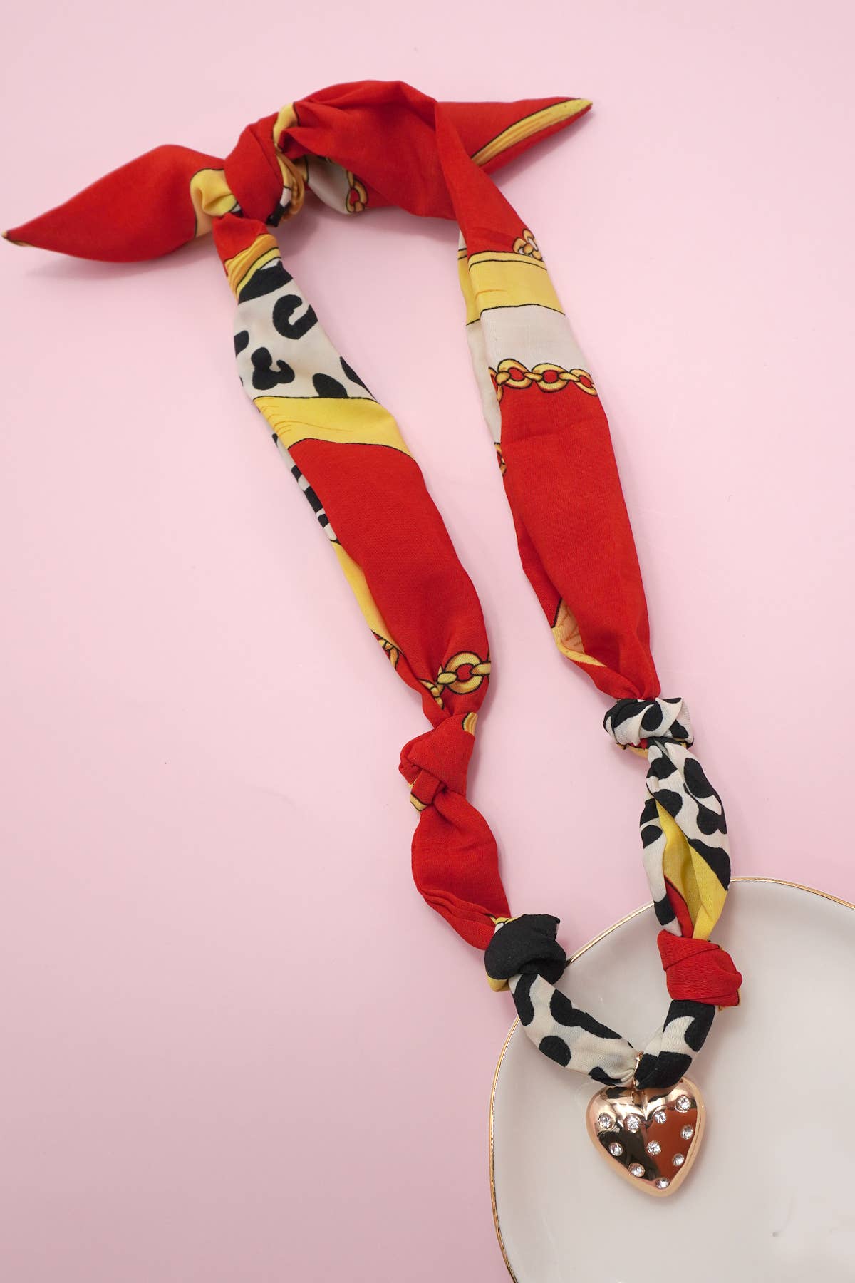 HANDMADE SCARF CHARM NECKLACE | 80N91790: B