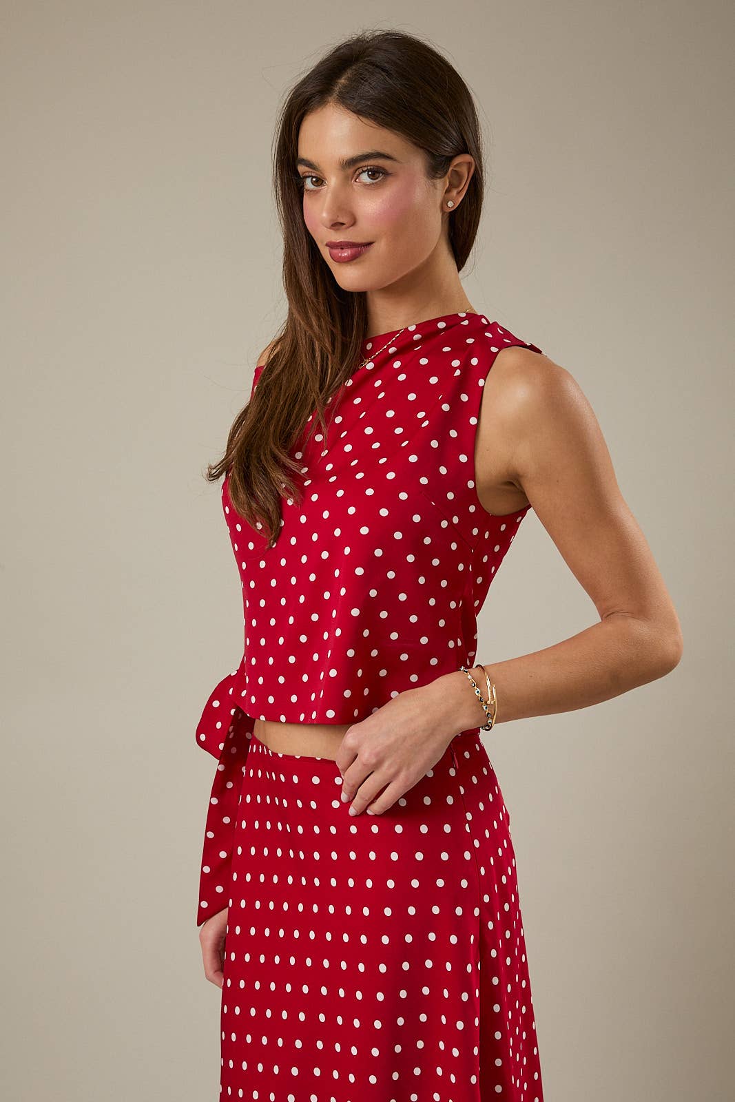 Hannah OFF SHOULDER SIDE TIE POLKA DOT TOP: WHITE-BLACK DOT / M