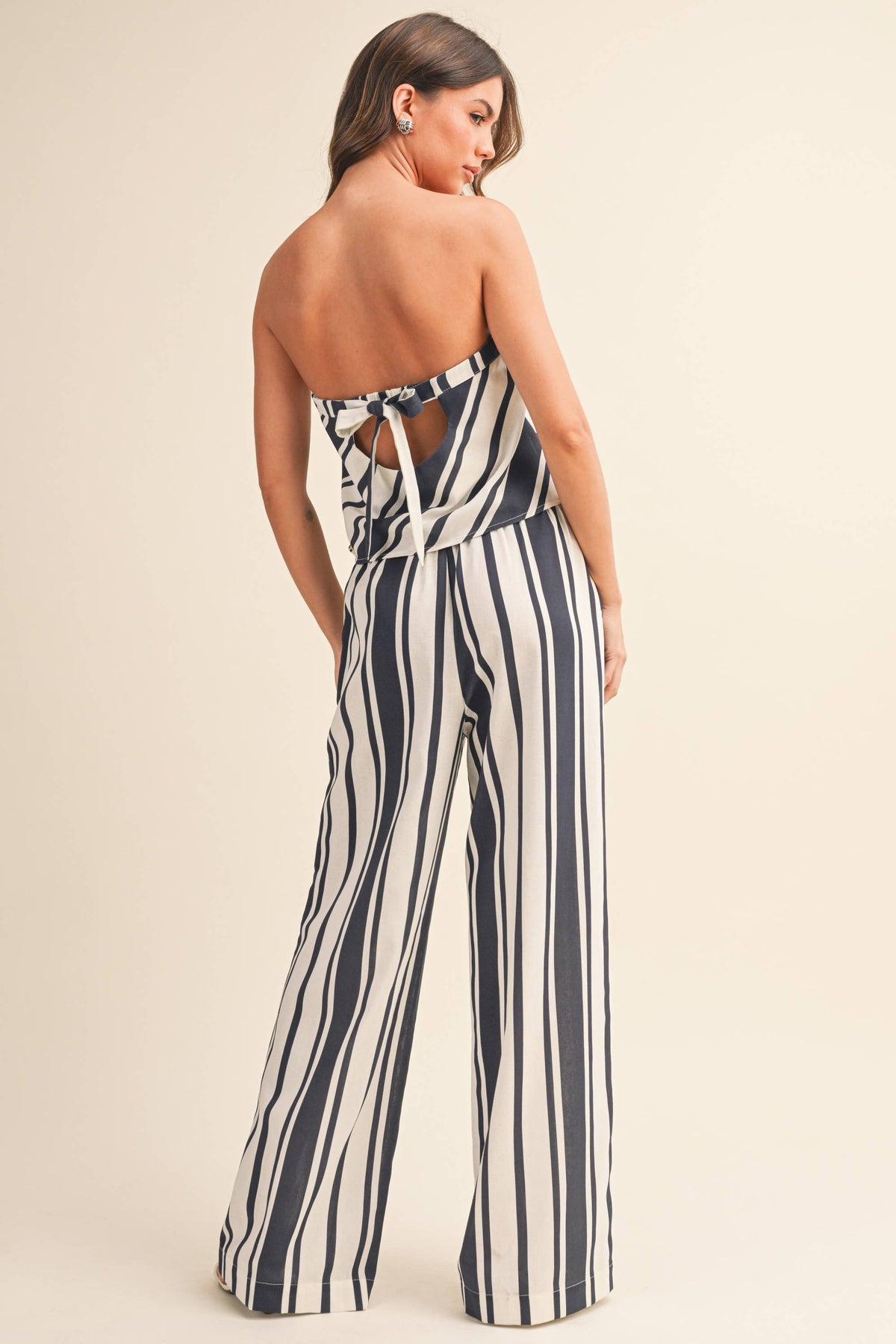 Chloe STRIPED LINEN TUBE TOP AND WIDE LEG PANTS SET: NAVY/WHITE