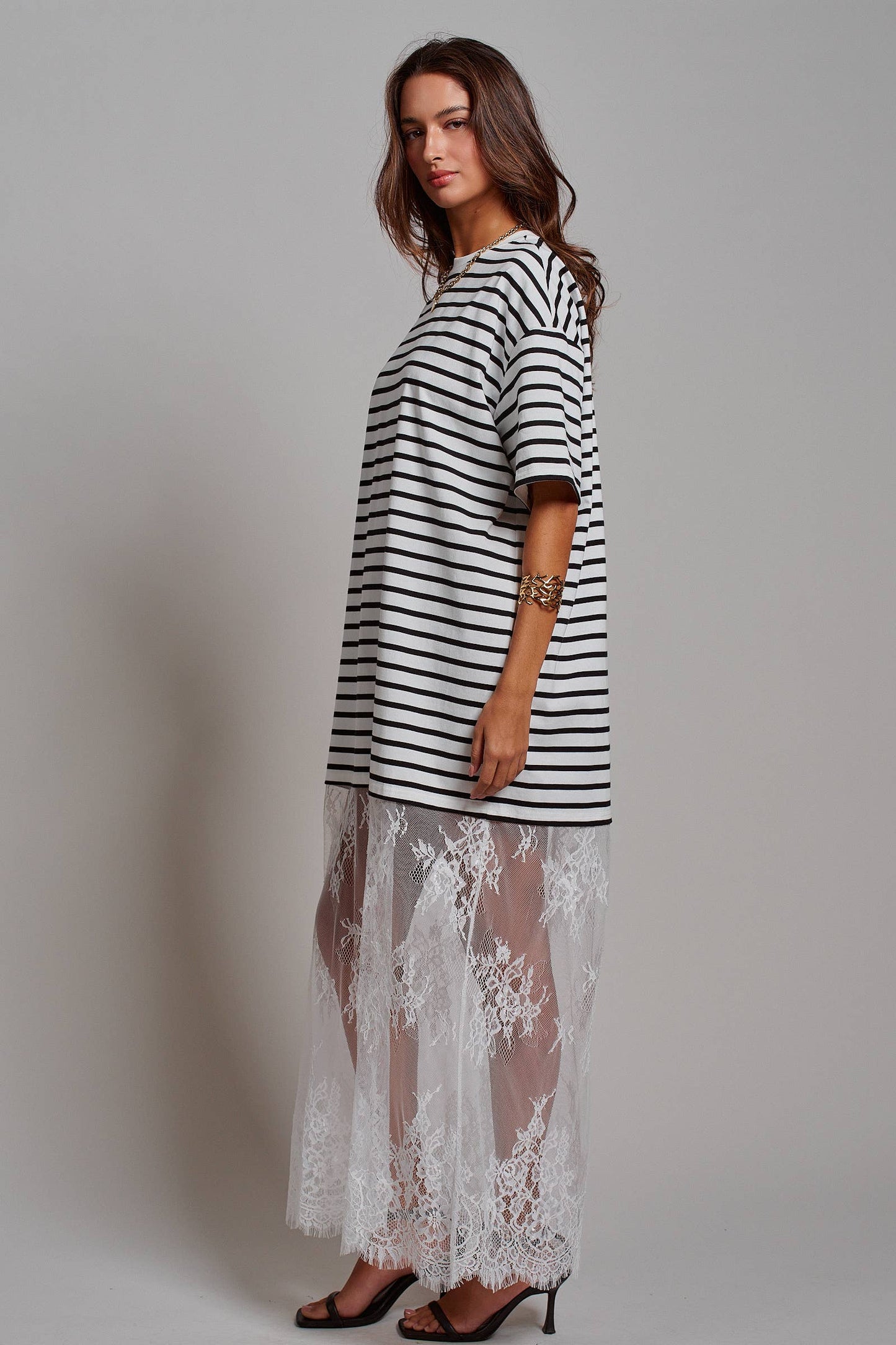 Hannah T-Shirt Dress with Sheer Lace Skirt: White / S-M-L:2-2-2