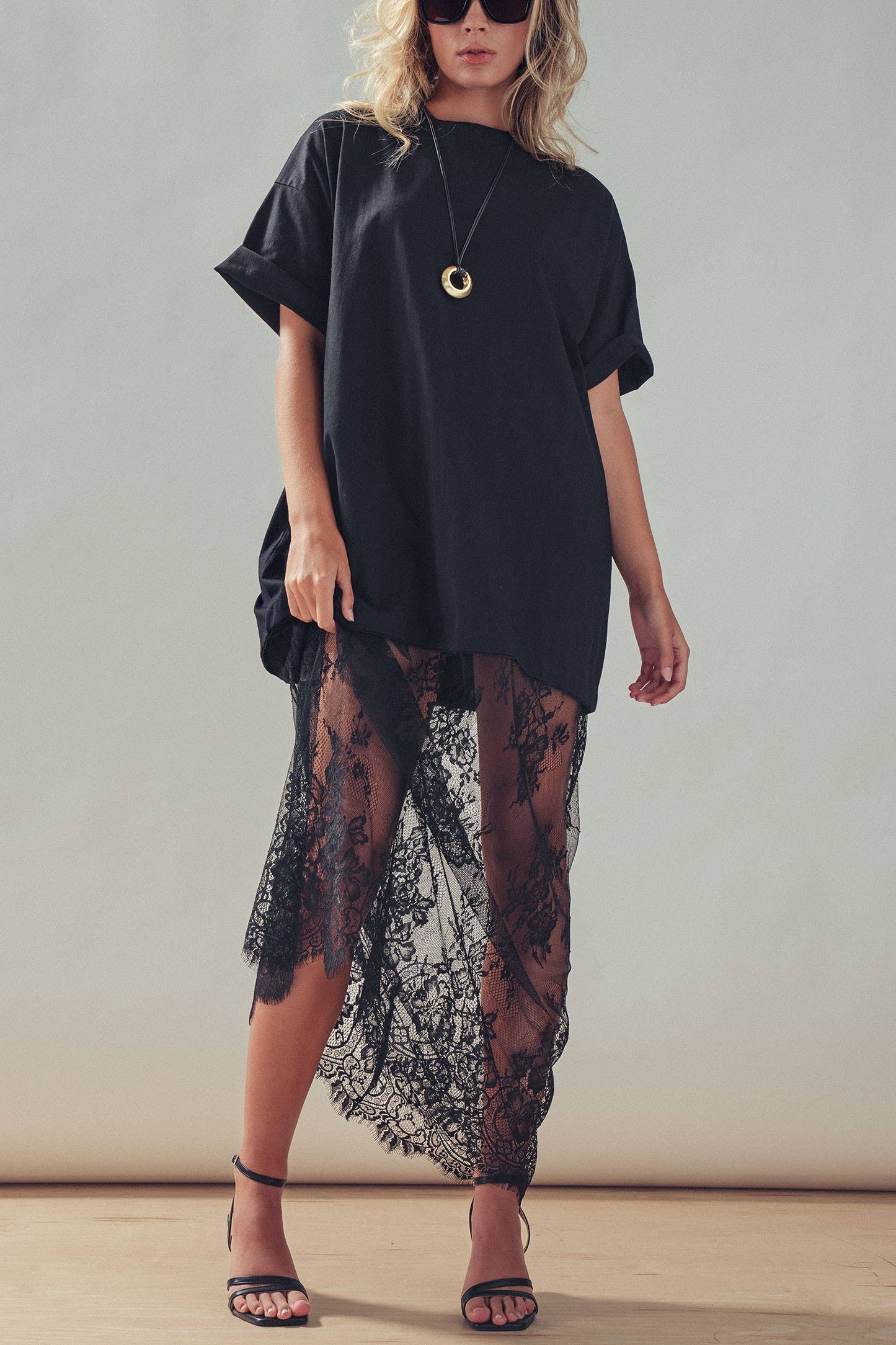 Hannah T-Shirt Dress with Sheer Lace Skirt: White / S-M-L:2-2-2