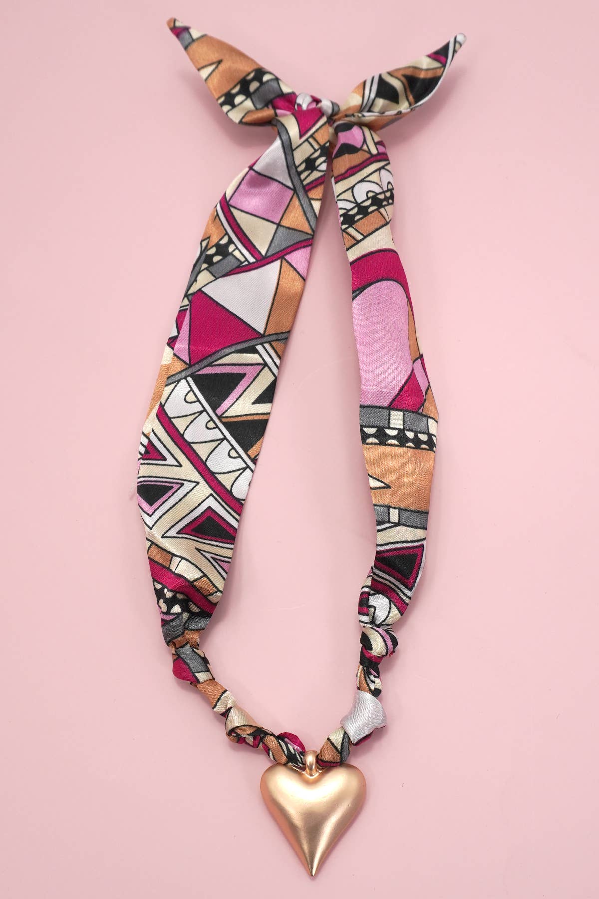 HANDMADE SCARF CHARM NECKLACE | 80N91790: B