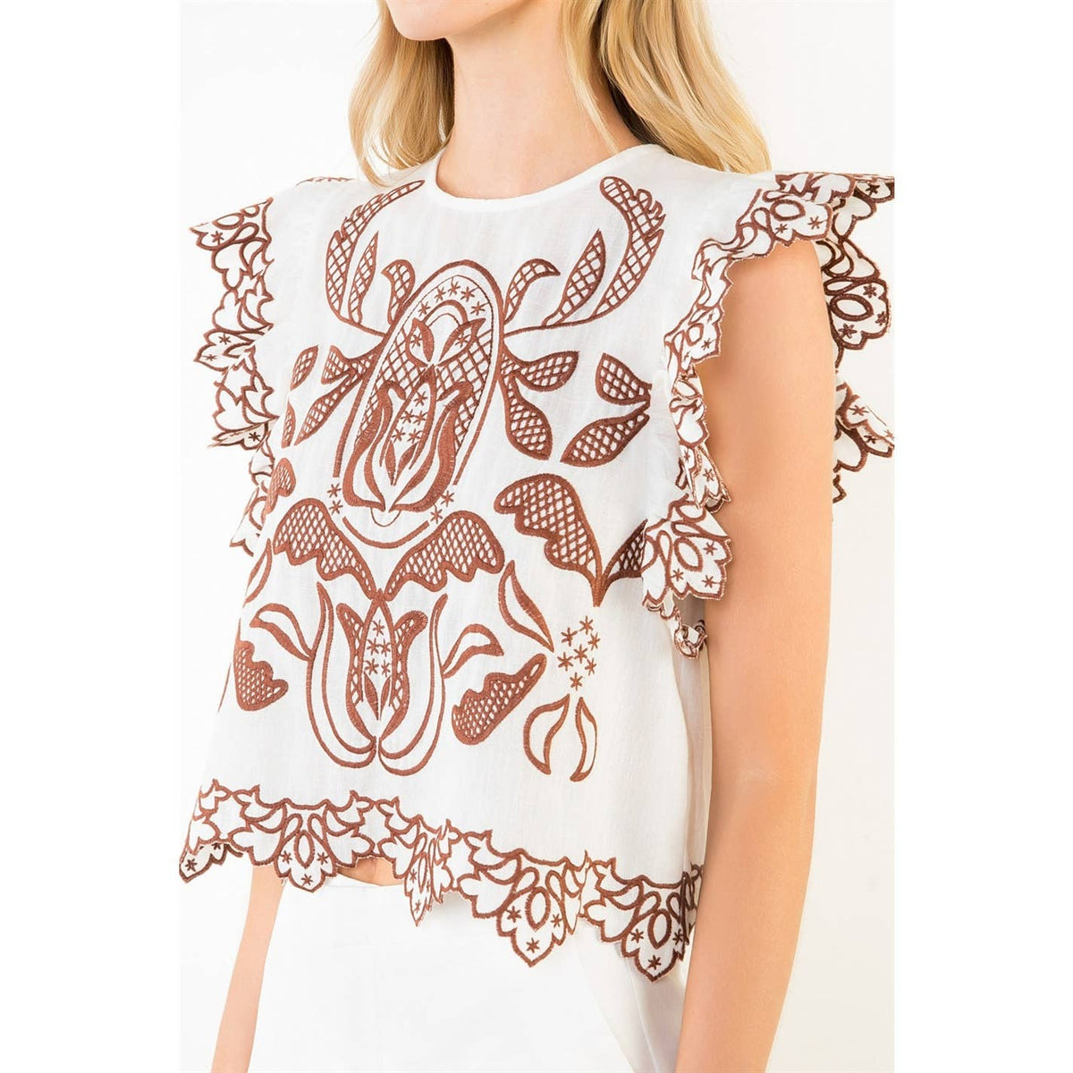 Ruffle Sleeves Embroidery Detail Top: WHITE / XS-S-M-L(1-2-2-1)