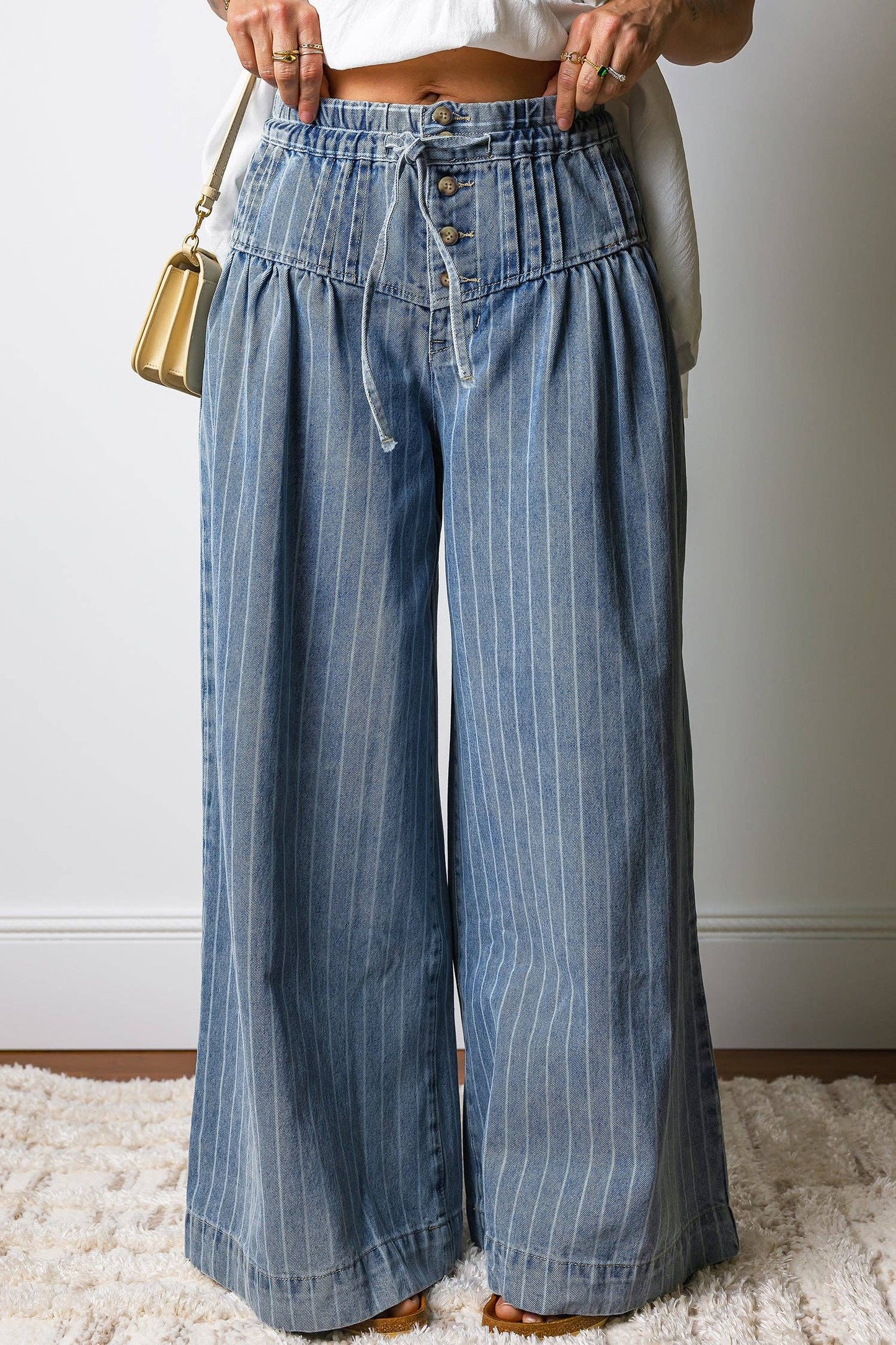 Felice Stripe Button High Waist Pleated Wide Leg Jeans: Sky Blue Stripe / 10
