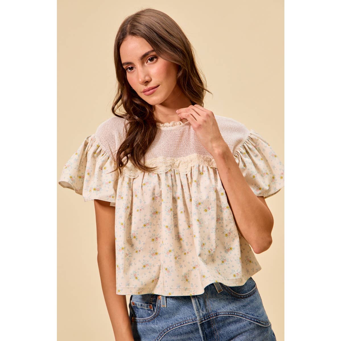 Jaylene COTTON WOVEN PRINT RUFFLED BLOUSE TOP: CREAM / L