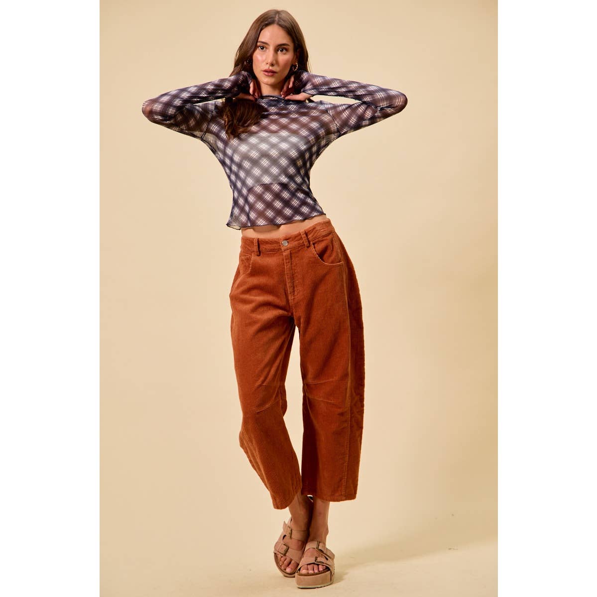 MID RISE CORDUROY BARREL PANTS: BLACK / S