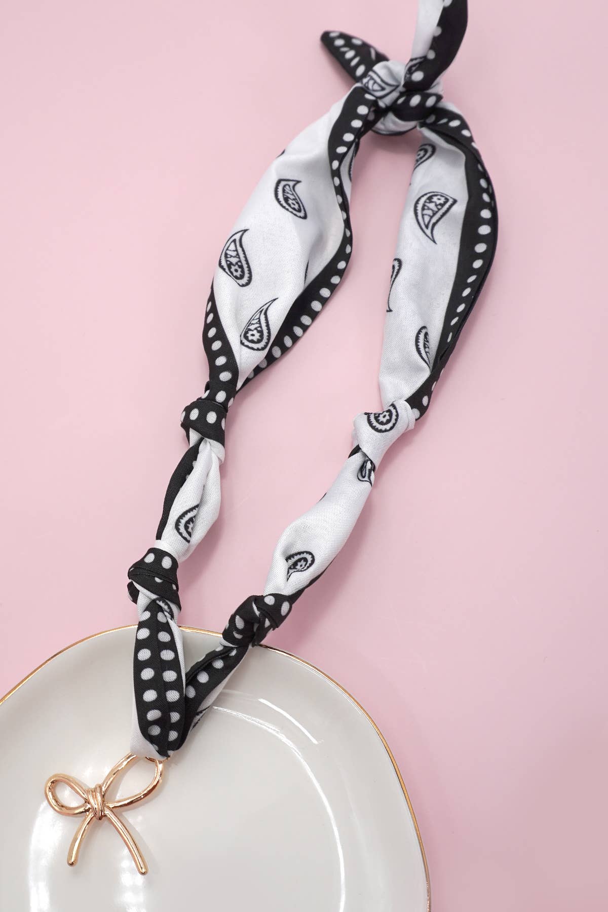 HANDMADE SCARF CHARM NECKLACE | 80N91790: B